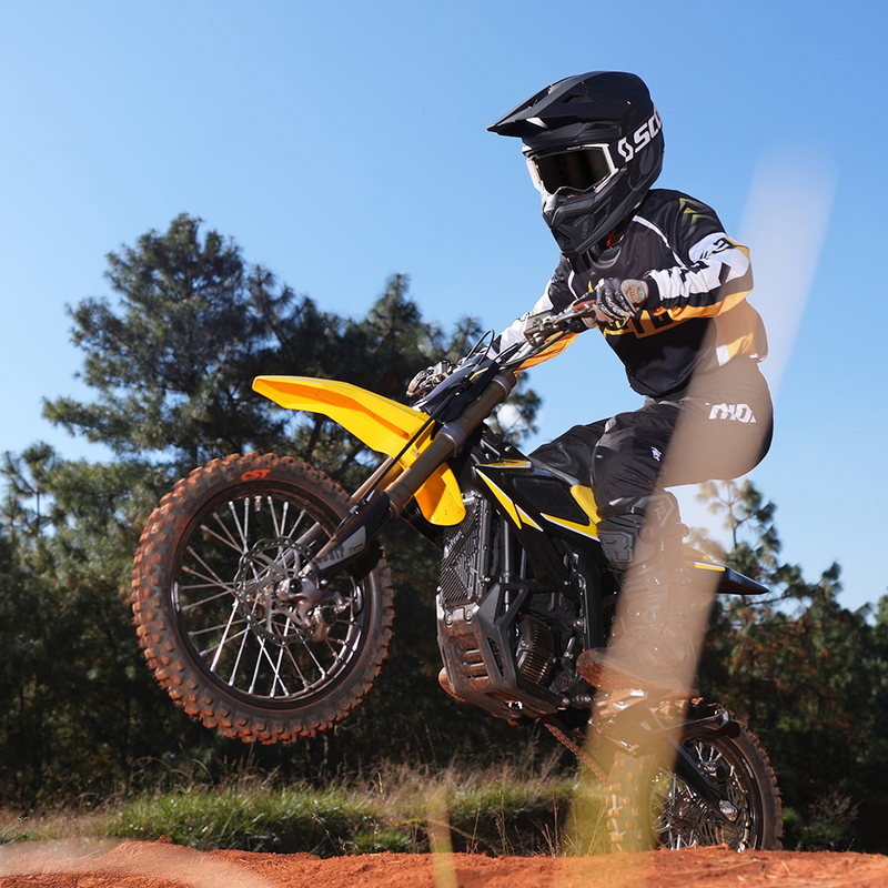 Sur-Ron Hyper Bee | Kids Electric Dirt Bike | Traction Bikes UK